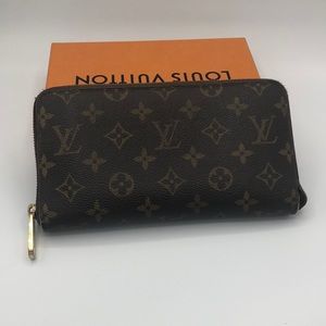 LV Zippy Organizer